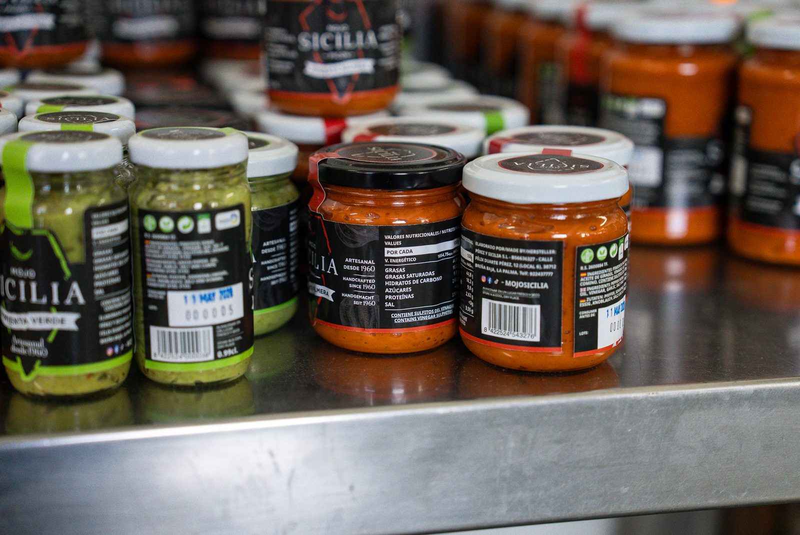 Mojos y productos locales del mercado